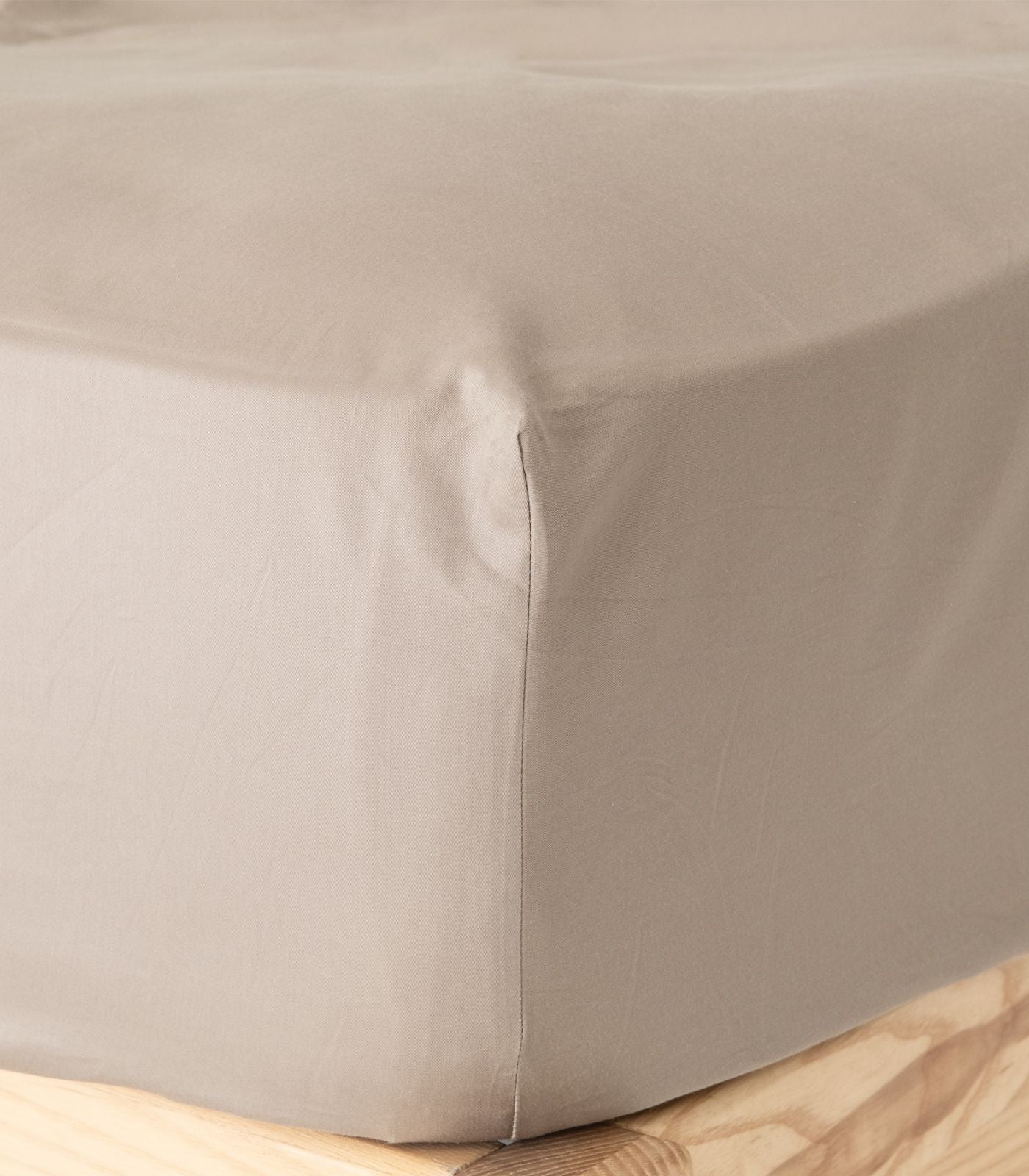 Bhumi Organic Cotton - Fitted - Percale Sheet - Golden Taupe