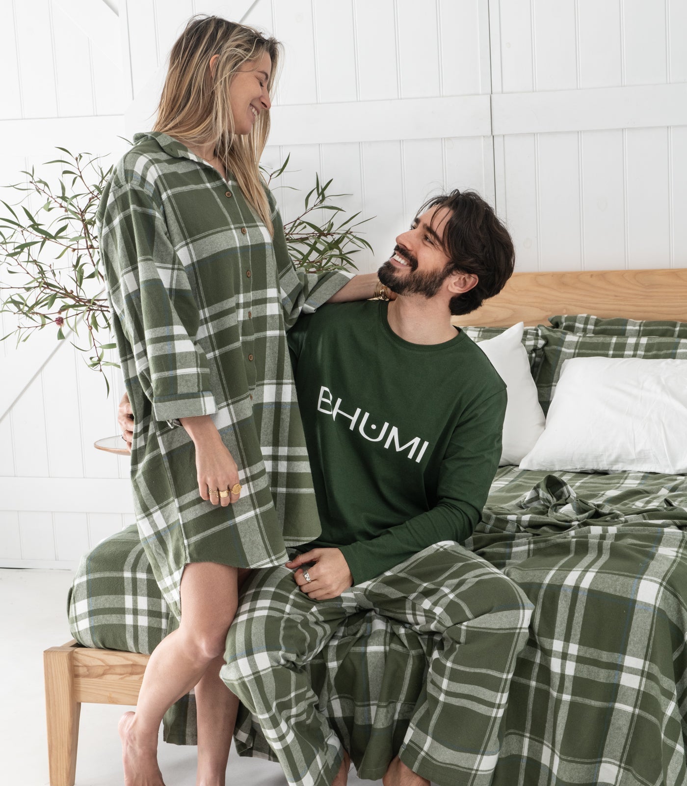 Bhumi Organic Cotton - Flannelette Night Shirt - Plaid - Bronze Green Plaid