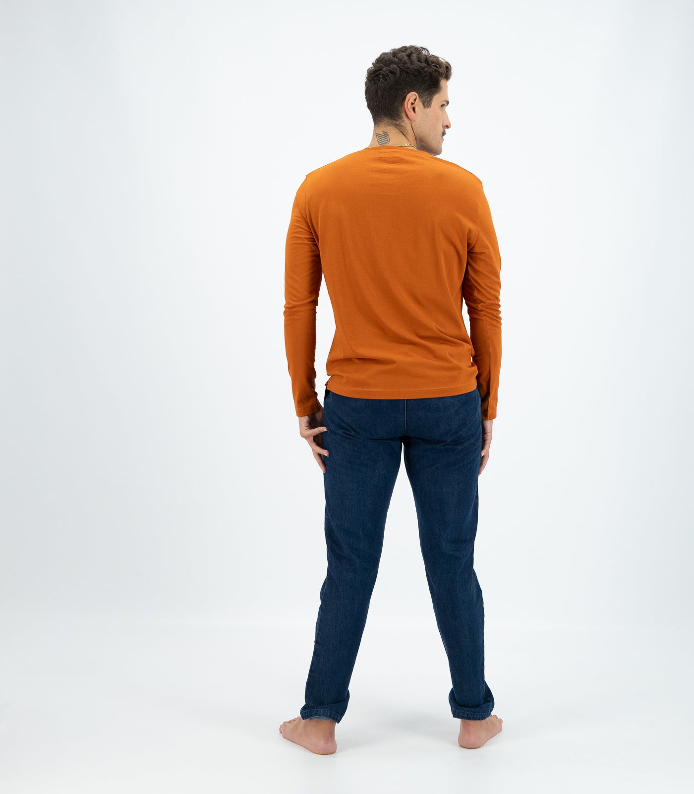 Bhumi Organic Cotton - Men's Henley Long Sleeve Shirt - Cinnamon